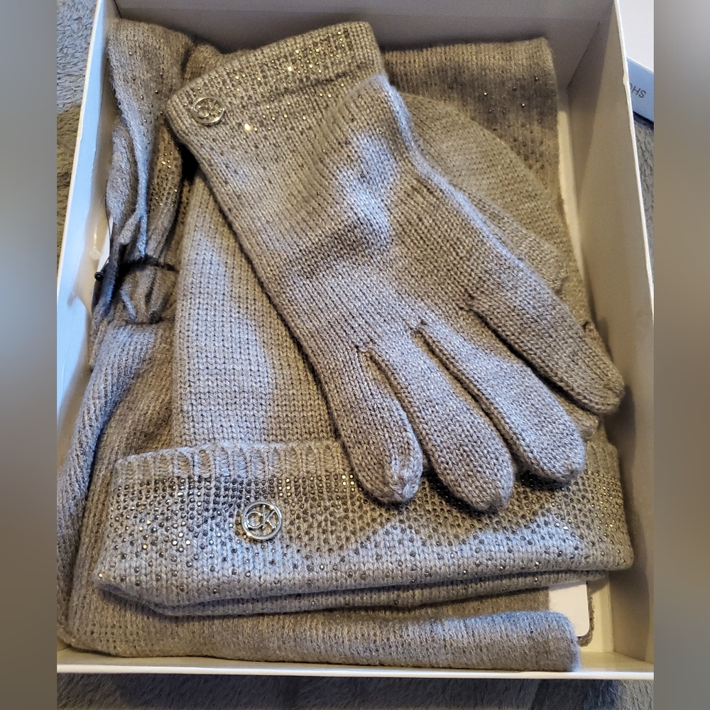 Calvin Klein matching sparkly soft logo gloves,hat, & scarf Women's Gift Set